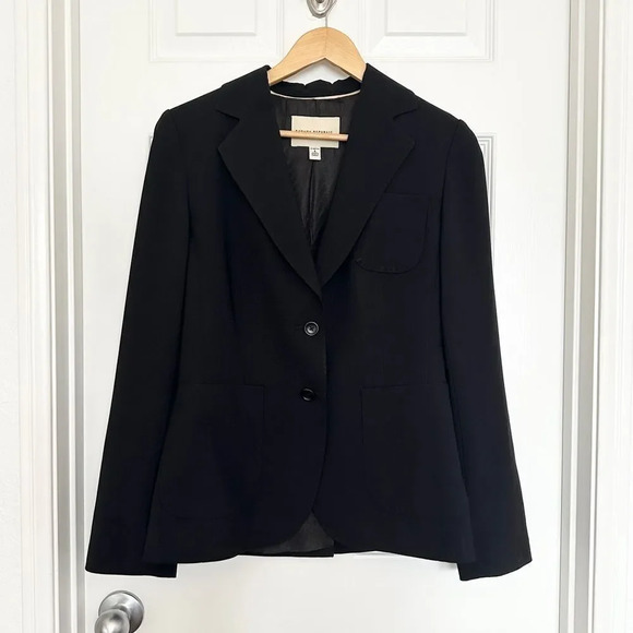 Banana Republic Women’s Classic Black Blazer - Picture 1 of 11
